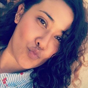 Meet your Posher, Jasmine